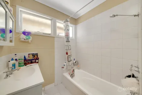 Property photo of 29 Coase Street West Gladstone QLD 4680