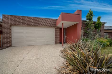 Property photo of 10 Curran Drive Officer VIC 3809