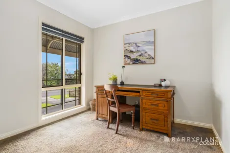 Property photo of 2 Dane Court Leopold VIC 3224