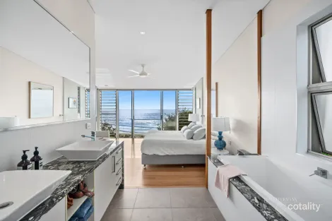 Property photo of 66 Tingira Crescent Sunrise Beach QLD 4567