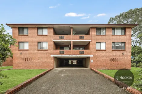 2/12-14 Treves St, Merrylands, NSW 2160