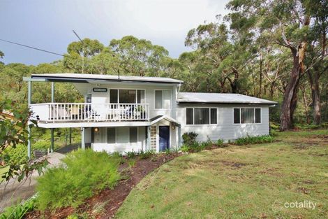 24 Hyam Rd, Hyams Beach, NSW 2540