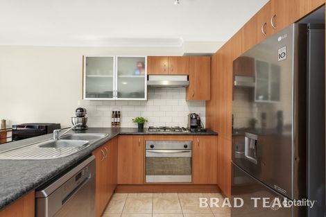 Property photo of 3/2 Silvertree Avenue Delahey VIC 3037