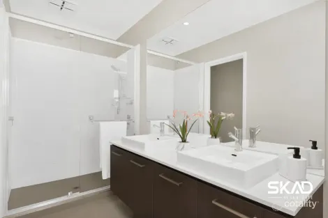 Property photo of 27 Nesting Vista Craigieburn VIC 3064