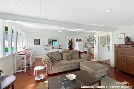 Property photo of 12 Kooberry Street Macleay Island QLD 4184