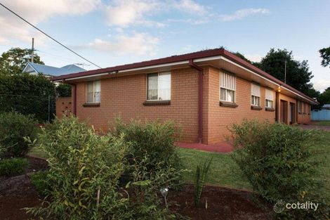 228 South St, South Toowoomba, QLD 4350