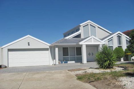 18 Strzelecki Ct, Taylors Lakes, VIC 3038