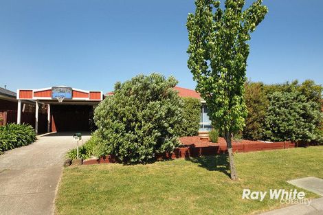 Property photo of 35 Glenaire Crescent Cranbourne West VIC 3977