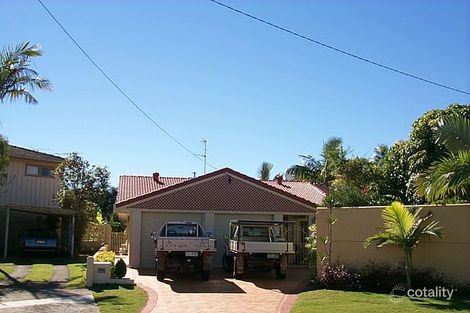 14 Winterhaven Key, Broadbeach Waters, QLD 4218