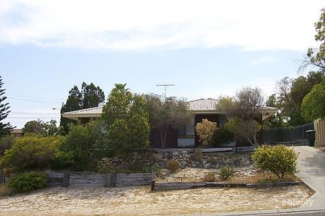 2 Kimberley Rd, Hillarys, WA 6025
