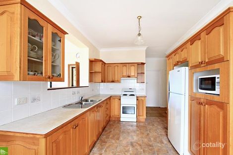 Property photo of 13 Bradley Avenue Mount Kembla NSW 2526