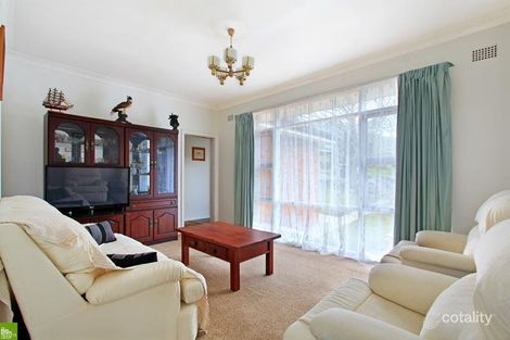 Property photo of 13 Bradley Avenue Mount Kembla NSW 2526