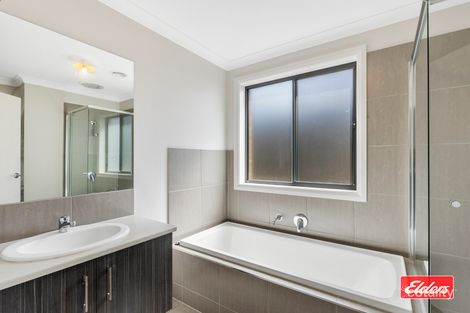 Property photo of 52 Robinson Way Yarrawonga VIC 3730