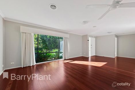 Property photo of 8 Serrata Court Hillside VIC 3037