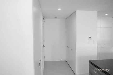 Property photo of 406/8-13 Waterview Drive Lane Cove NSW 2066