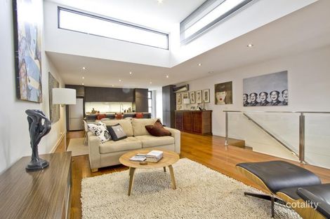 7 Emerald St, South Melbourne, VIC 3205