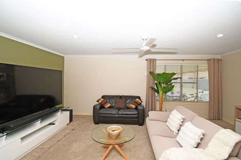 Property photo of 4 Yongala Avenue Eli Waters QLD 4655