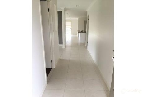 Property photo of 65 Ravensbourne Circuit Waterford QLD 4133
