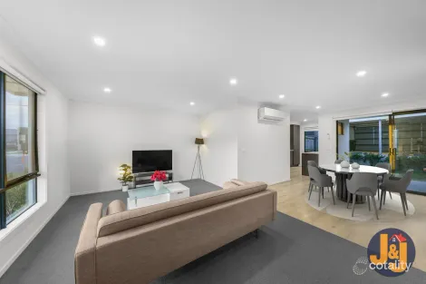 Property photo of 156 Vearings Road Wollert VIC 3750