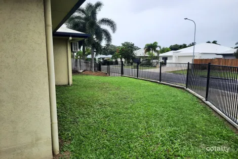 Property photo of 16 Moojeeba Way Trinity Park QLD 4879