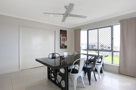 Property photo of 42 Douglas Crescent Rural View QLD 4740