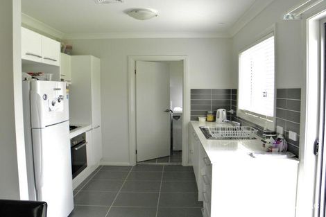 Property photo of 38 Hemsworth Avenue Middleton Grange NSW 2171