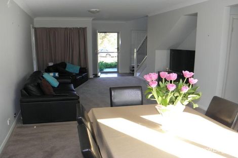 Property photo of 38 Hemsworth Avenue Middleton Grange NSW 2171