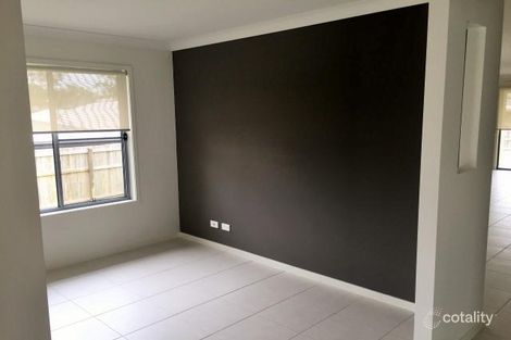 Property photo of 65 Ravensbourne Circuit Waterford QLD 4133