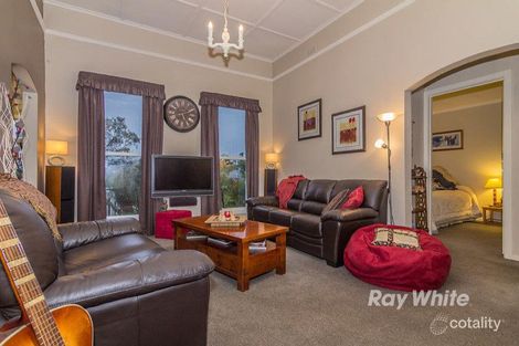 Property photo of 18 Hilltop Road Upper Ferntree Gully VIC 3156