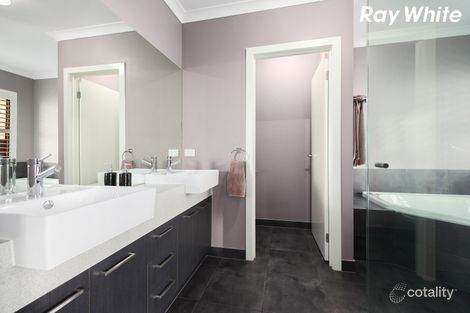 Property photo of 38 Thwaites Road Pakenham VIC 3810