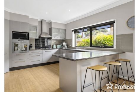 Property photo of 164 Lincoln Road Croydon VIC 3136