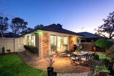 1 Whipbird Ct, Rowville, VIC 3178