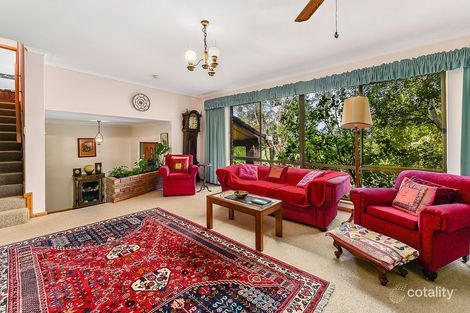Property photo of 11 Comaum Avenue Mount Gambier SA 5290