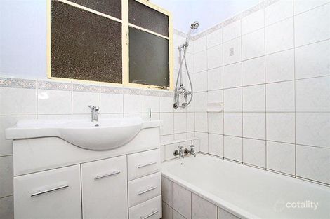 Property photo of 28 Kirby Street Reservoir VIC 3073