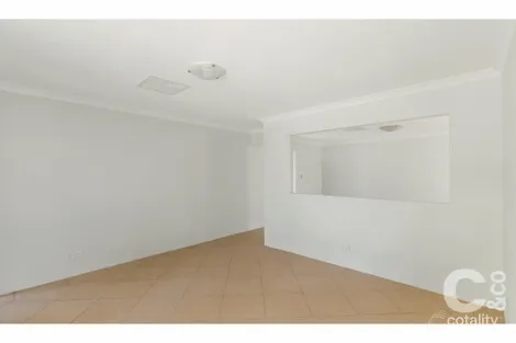 Property photo of 41 Roscommon Crescent Orelia WA 6167