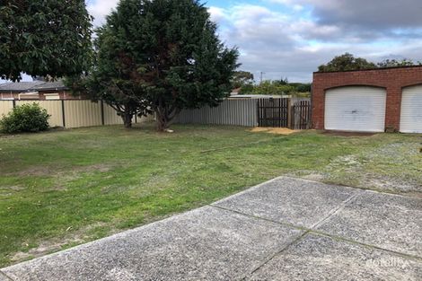 Property photo of 20 Tonbridge Way Thornlie WA 6108