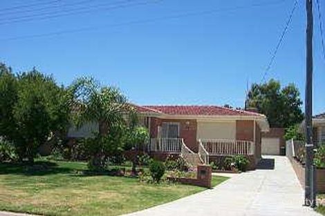 24 Bolingbroke St, Spearwood, WA 6163