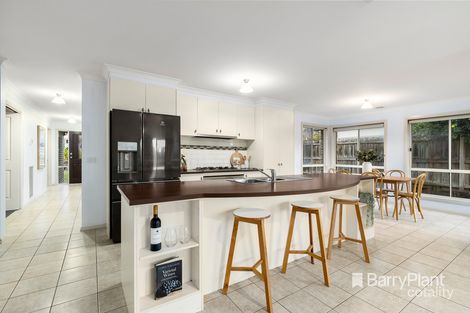 Property photo of 11 Tudor Drive Mooroolbark VIC 3138
