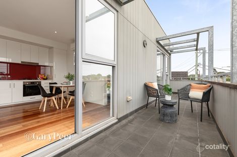 Property photo of 203/1 Mackie Road Bentleigh East VIC 3165