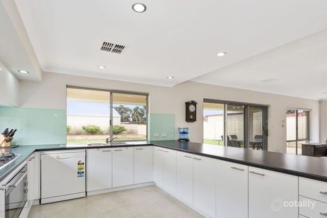 Property photo of 54 Putting Green Maddington WA 6109