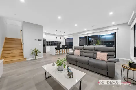 Property photo of 3 Peanut Avenue Mickleham VIC 3064