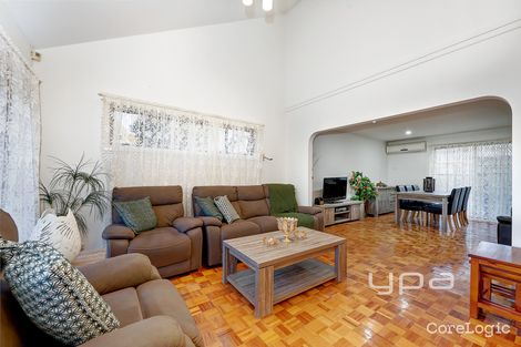 Property photo of 1/8 Care Close Meadow Heights VIC 3048