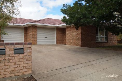2/1 Grills Pl, Armidale, NSW 2350