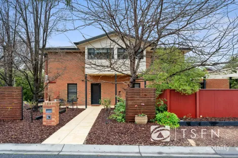 1 Wisteria Ct, Flora Hill, VIC 3550