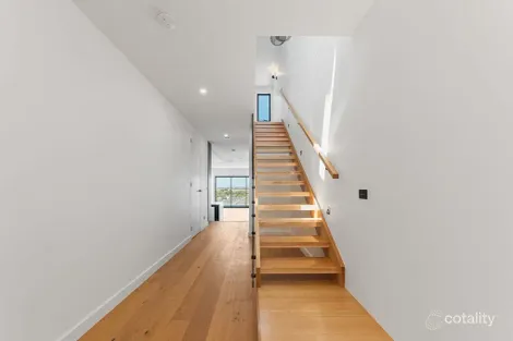 Property photo of 31B Glenview Rise Berwick VIC 3806
