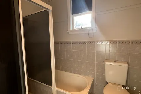 Property photo of 2 Grant Street Hillvue NSW 2340