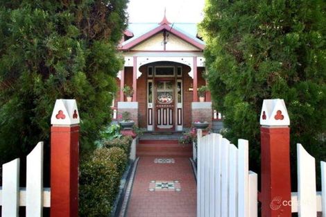 Property photo of 16 Queen Street Lorn NSW 2320