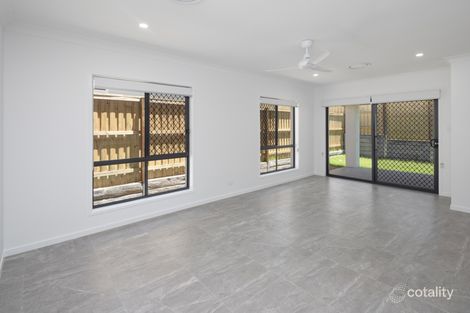 Property photo of 18 Lauenstein Crescent Pimpama QLD 4209