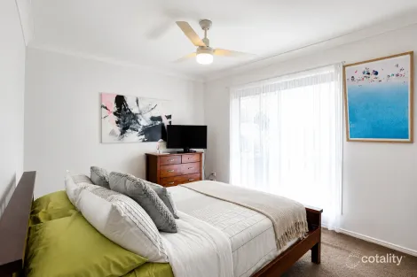 Property photo of 10 Zane Street Molendinar QLD 4214
