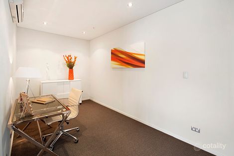 705/4 Como Cres, Southport, QLD 4215